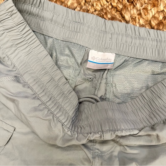 COLUMBIA women’s athletic short with pockets - Picture 2 of 15